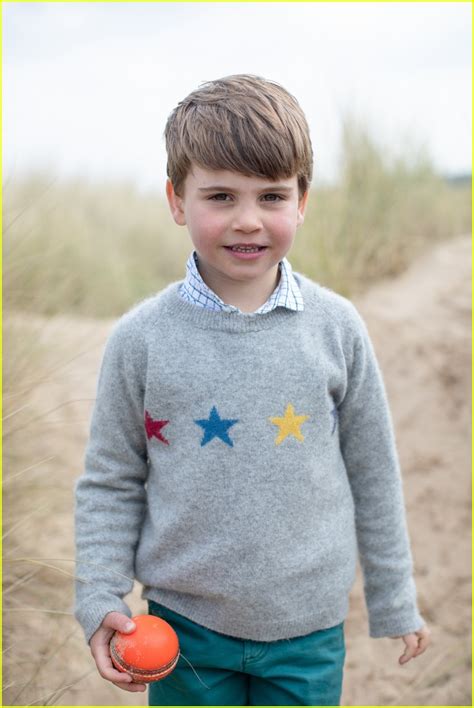 Prince Louis Looks So Cute in His 4th Birthday Portraits!: Photo ...