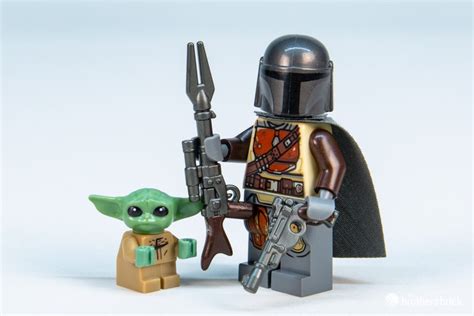 LEGO Star Wars 75292 The Razor Crest from The Mandalorian [Review] | The Brothers Brick | The ...