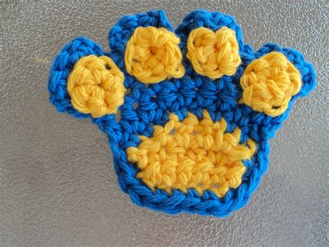 CROCHET PATTERN Paw Print Applique by Tanyastangles on Etsy