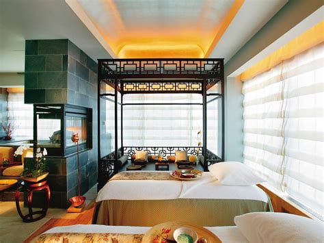 13 Best Spa Hotels in NYC | Best Hotels With Spas in New York City