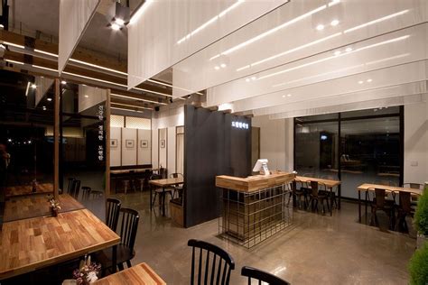 도현한식당 - 혁신도시 - 전주인테리어 디자인투플라이 | Restaurant interior design, Restaurant ...