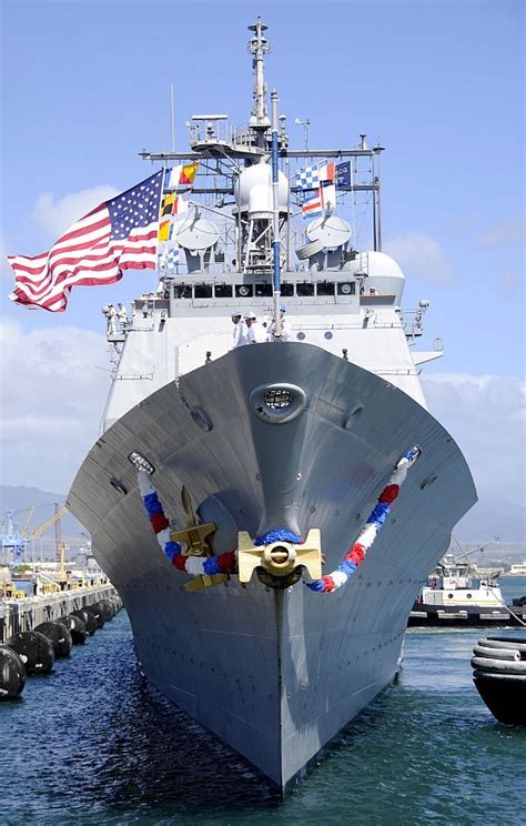 PEARL HARBOR (April 1, 2010) The guided-missile cruiser USS Lake Erie (CG 70) returns from a ...