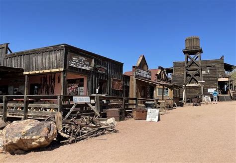 Goldfield Ghost Town Arizona Day Trip - Daytrippen.com