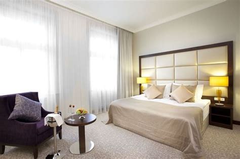 Deluxe Room | Hotel King David Accommodation