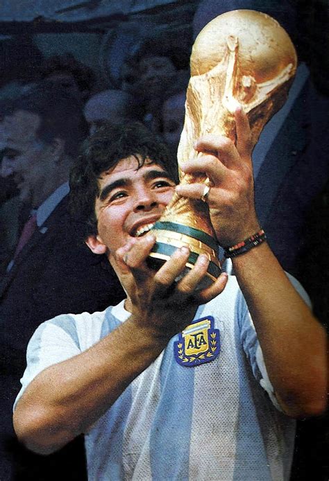 Diego Maradona - Wikipedia