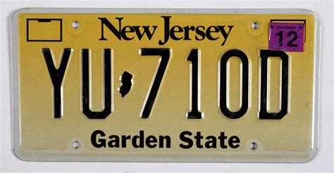 Lot Detail - NEW JERSEY RUN OF LICENSE PLATES, 1916 TO DATE.