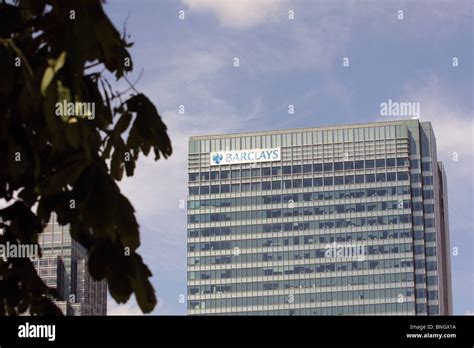 barclays bank headquarters in canary wharf, london Stock Photo - Alamy