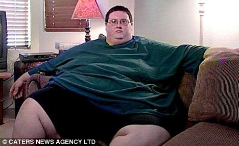 'Man mountain' who nearly ate himself to death loses 28 stone and ...