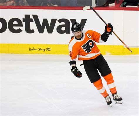 Realistic Returns for Claude Giroux - HIGH AND WIDE HOCKEY