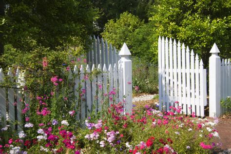 Open Garden Gate Images – Browse 3,928 Stock Photos, Vectors, and Video ...