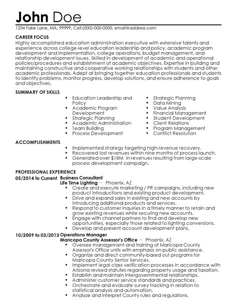 Education Administration Executive Resume Examples [2024]