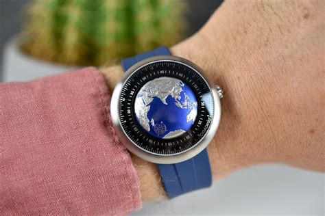 Th CIGA Design Blue Planet Titanium is a GPHG award-winning watch.