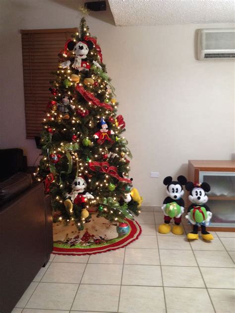 My Mickey Mouse Christmas Tree | Mickey mouse christmas tree, Mickey christmas, Disney christmas ...