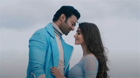 Radhe Shyam trailer: Pooja Hegde wins Prabhas’ heart with 97 kisses. Watch | Bollywood ...