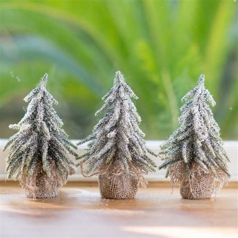 30+ Small Frosted Christmas Tree – HomeDecorish