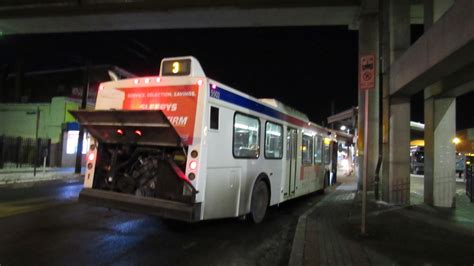 SEPTA 2002 New Flyer D40LF #5502 With Its Engine Open @ Frankford Terminal! - YouTube