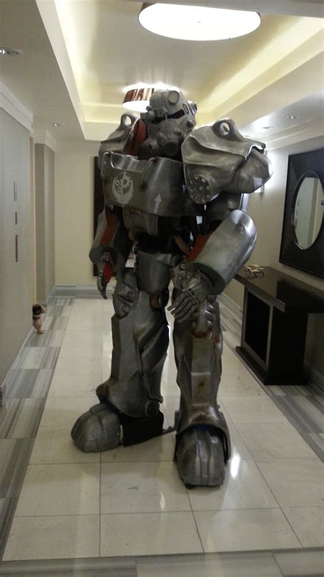 So I 3d Printed a full set of wearable T-60 Power Armor from Fallout 4, Ad Victoriam? : r/gaming