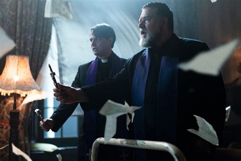 The Pope’s Exorcist | Daniel Zovatto on Russell Crowe, Exorcism and Looking Good as a Priest