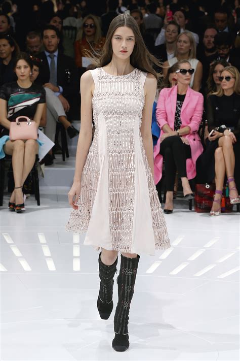 Christain Dior Ready-To-Wear Spring Summer 2015 Dresses Collection