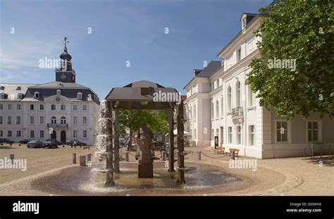 Saarbruecken castle hi-res stock photography and images - Alamy