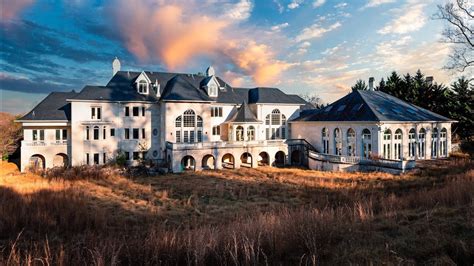 NOBODY Wants Buy This ABANDONED $10.5 MILLION Mansion - Luxury Cars ...