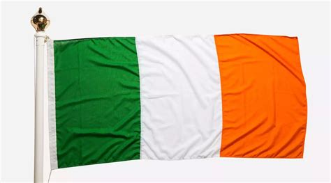 Quality Irish National Flags - Irish Tricolor - Many Sizes - Irish ...