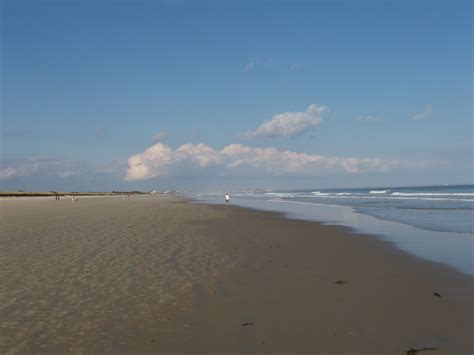 File:Ogunquit public beach 2.JPG - Wikimedia Commons