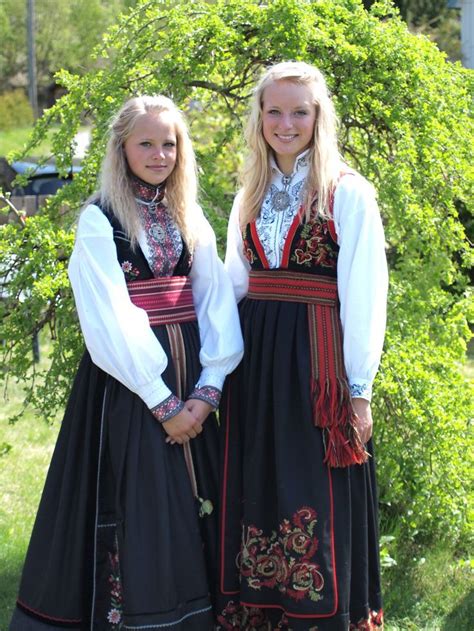 Traditional Fashion, Traditional Dresses, Folk Dresses, Girls Dresses, Folklore, Norwegian ...