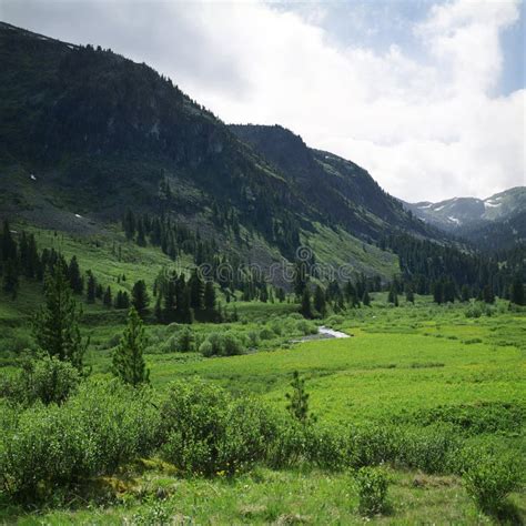 High Mountain S Summer View Stock Image - Image of tibet, climate: 6412915