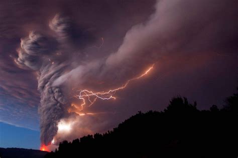 Volcanic Lightning Wallpaper - WallpaperSafari