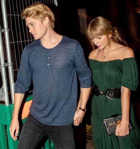 TAYLOR SWIFT and Joe Alwyn Night Out in London 08/23/2018 – HawtCelebs