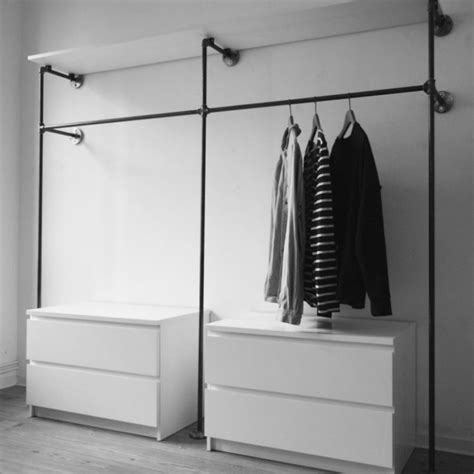 30 Chic and Modern Open Closet Ideas For Displaying Your Wardrobe - shoproomideas