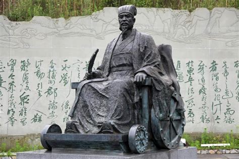 Zhuge Liang Statue