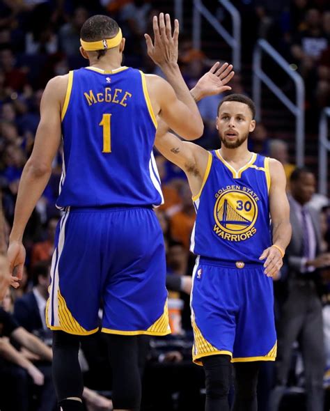 Live NBA updates: Golden State Warriors vs. Phoenix Suns