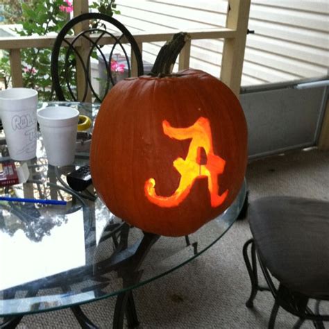 Alabama pumpkin (With images) | Holiday decor, Creative, Pumpkin carving