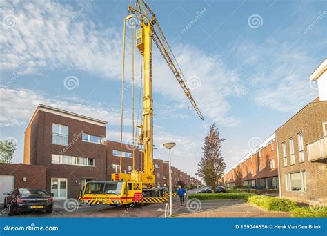 Mobile Tower Crane Spierings SK377-AT3 of the Company Nederhoff ...