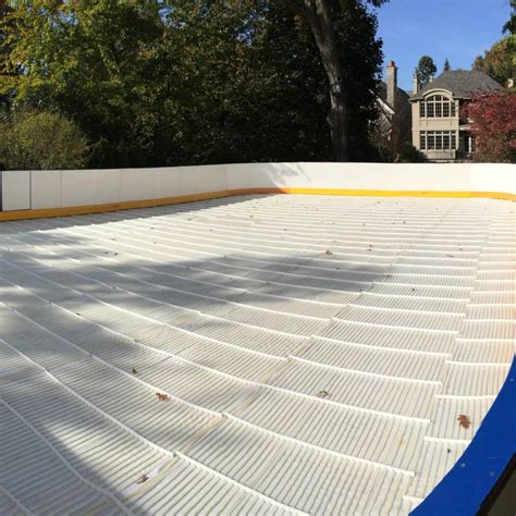 Training rink installed in a barn - Center Ice Rinks