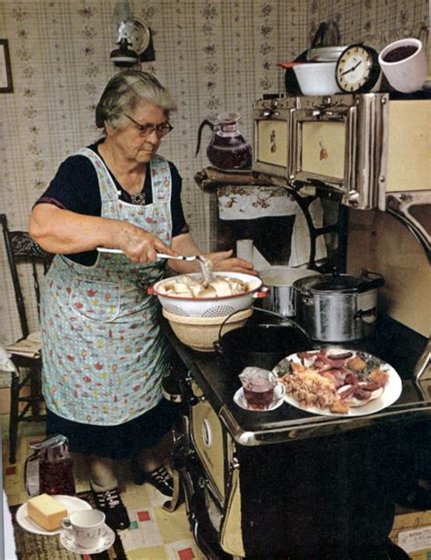 Untitled | Grandma cooking, Vintage kitchen, Vintage housewife