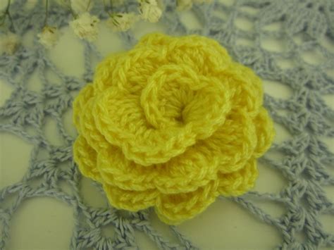 Lacy Crochet: Crochet Flower Tutorial