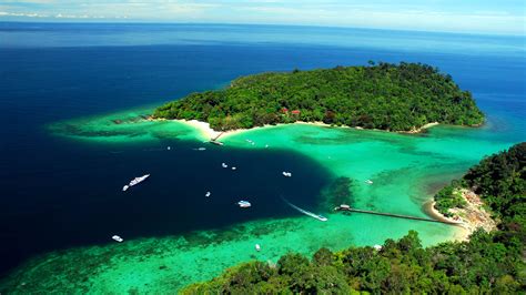 Download 2560x1440 Wallpaper Caribbean Island, Holiday, Sea, Aerial View, Dual Wide, Widescreen ...