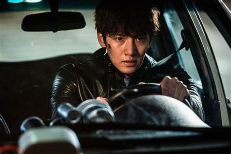 K-Movie Review: Ji Chang Wook's "Fabricated City" Zooms To A Thrilling ...