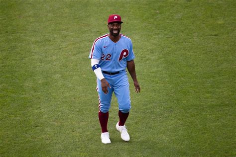 Phillies OF Andrew McCutchen salutes Buffalo's Negro League history