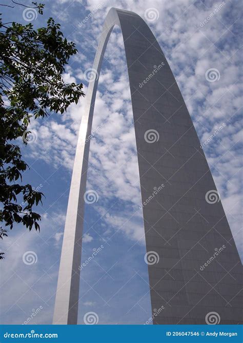 St Louis Missouri Gateway Arch Editorial Photo - Image of vast, stadium ...