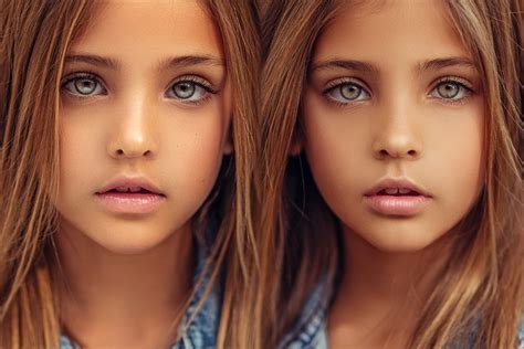 ‘World’s Most Beautiful Twins’ Are Now Famous Instagram Models | Newzgeeks