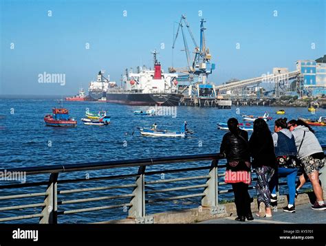 Cargo ships being unloaded at port of San Antonio, Chile Stock Photo - Alamy