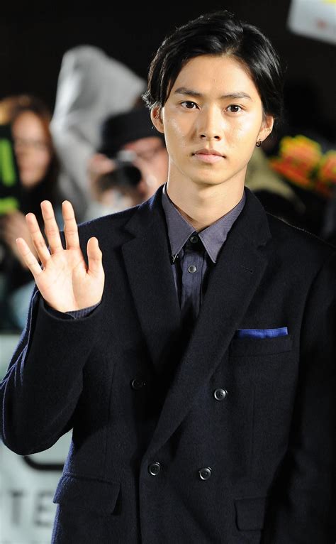 Kento Yamazaki — Biografi Aktor, Film, Penghargaan & Fakta