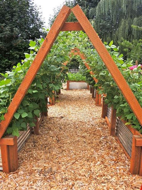 12 Vertical Vegetable Garden Ideas that will Blow Your Mind - Gardening ...