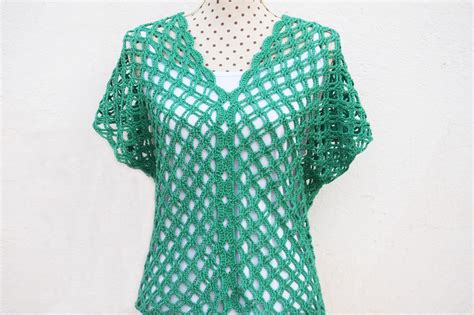 Crochet Beautiful Blouse In All Sizes - Crochet Ideas