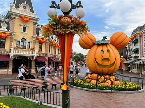 Disneyland Halloween 2022