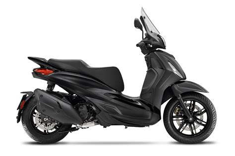 Piaggio Beverly Deep Black 400: prezzo, colori, specifiche | Piaggio IT